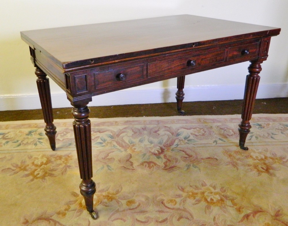 Gillows mahogany 'universal' table