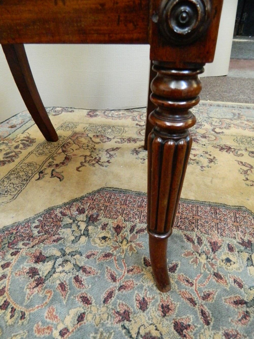 fine quality set of 8 William IV mahogany dining chairs - circa 1830 View VI