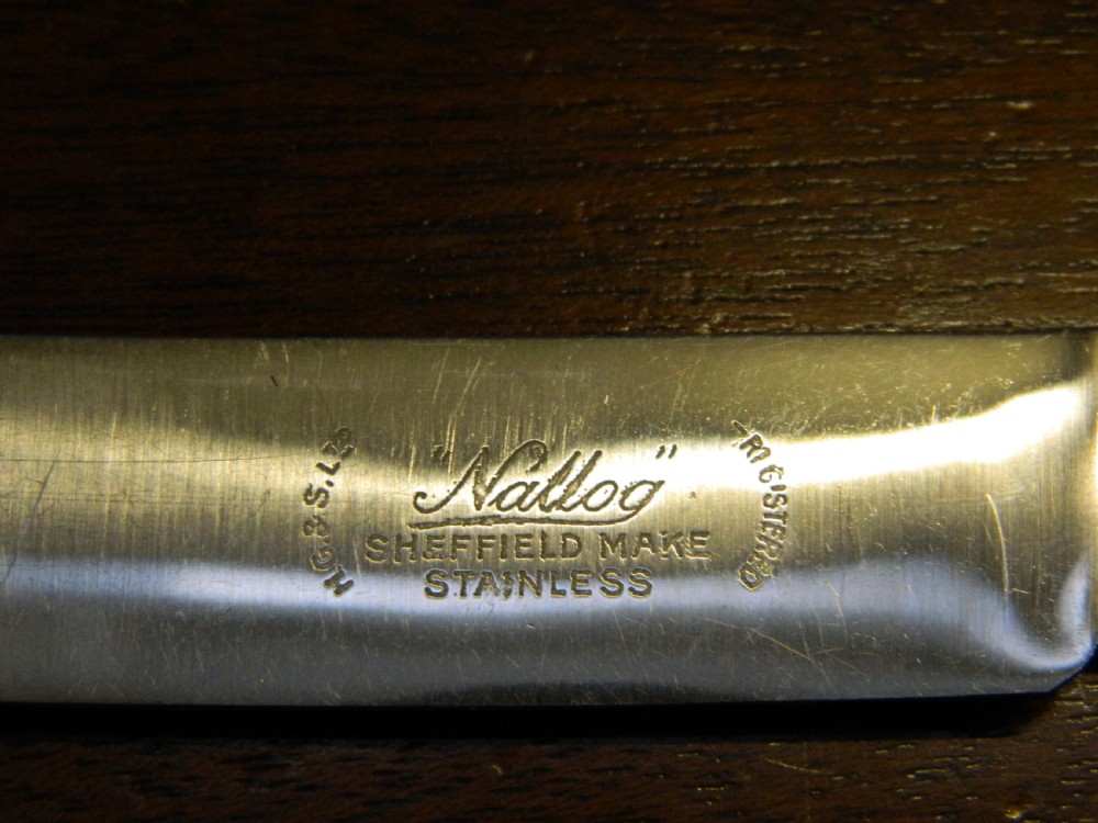 large canteen of cutlery View V