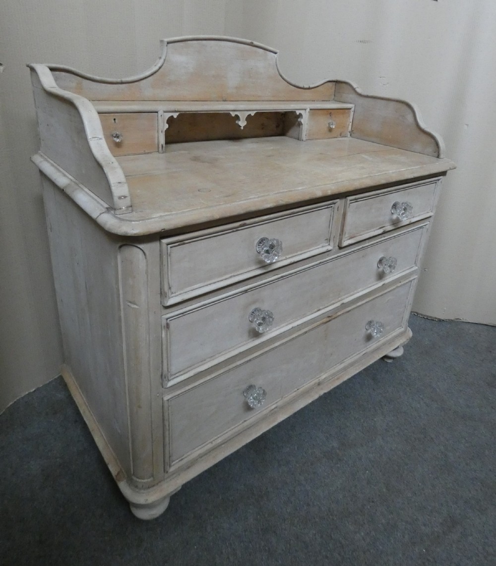 Pine chest of drawers / dressing chest View VI