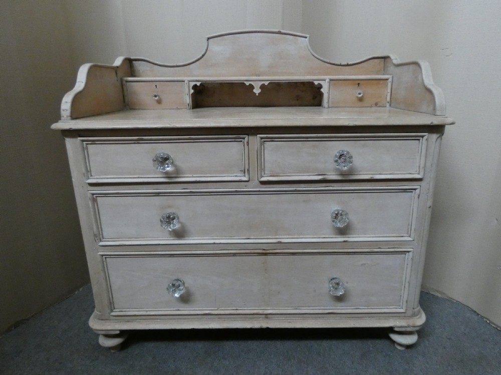 Pine chest of drawers / dressing chest View VII