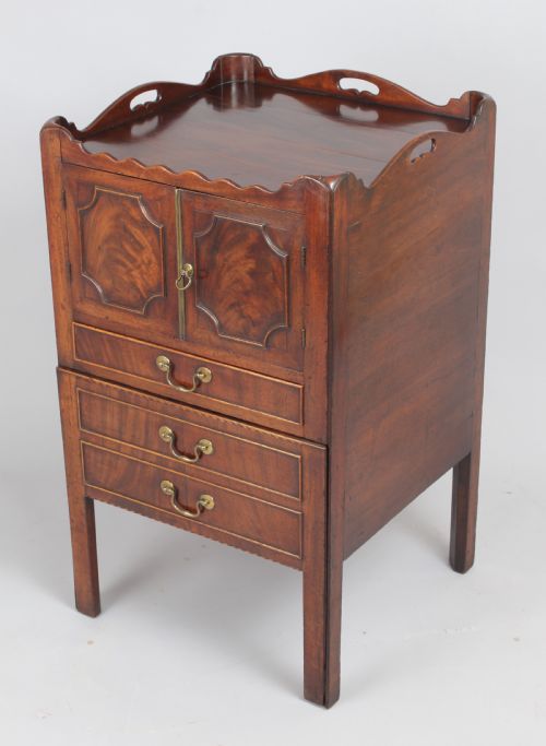 A George III Period Mahogany Tray Top Bedside Commode