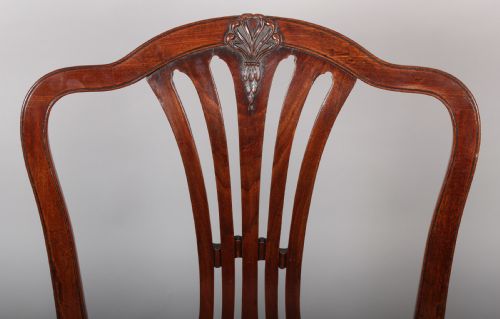 PAIR OF GEORGE III PERIOD MAHOGANY SINGLE CHAIRS - ADDITIONAL PHOTO 1