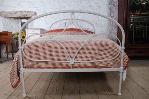 CHARMING SMALL DOUBLE IRISHCELTIC BEDSTEAD - ADDITIONAL PHOTO 3