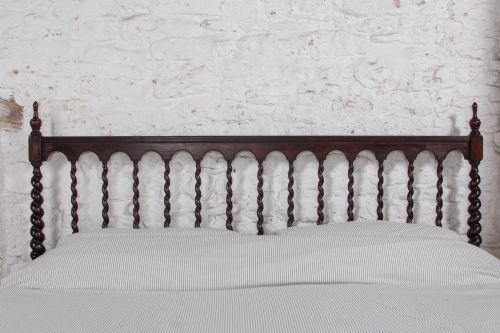 fig 4. Exquisite Mahogany and Oak, Barley Twist No End Super-King Bed