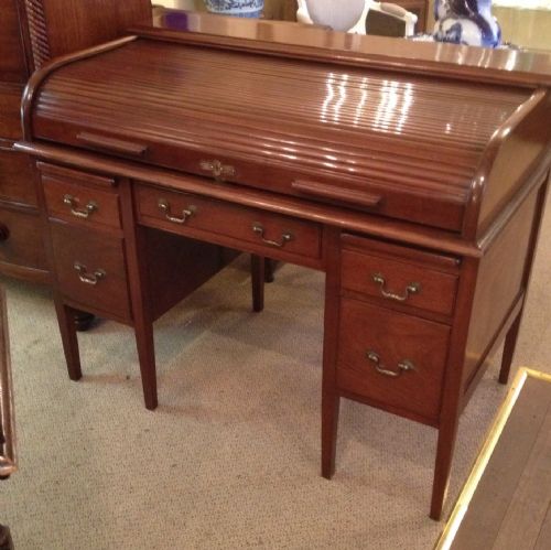 Antique Victorian Tambour Desk in Solid Mahogany with Original Locking Mechanism