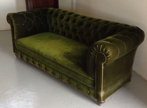 Victorian Deep Buttoned Chesterfield Sofa in Deep Green Velvet Circa 1880