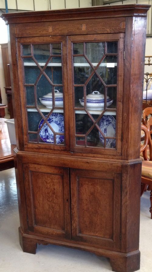 Georgian Floor Standing Oak Corner Cupboard with Astragal Glazed Top Section in Original Condition