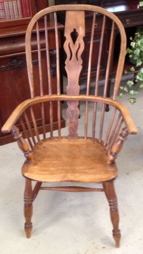 Victorian Ash and Elm Hooped Back Windsor Chair Circa 1860