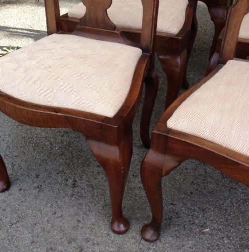 fig 1. Set of six mahogany Queen Anne style dining chairs circa 1920
