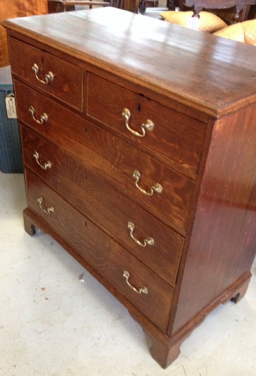 Georgian Oak Four Height Chest of Drawers with Cross Banded Top