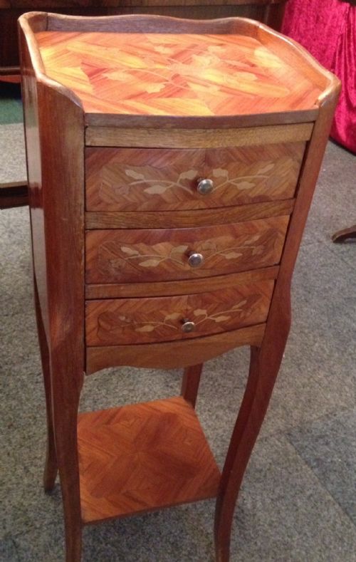 fig 1. Pair of inlaid kingwood bedside cabinets circa 1920