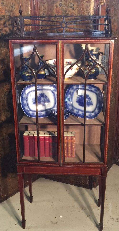 Edwardian Mahogany Satinwood Crossbanded Two Door Display Cabinet