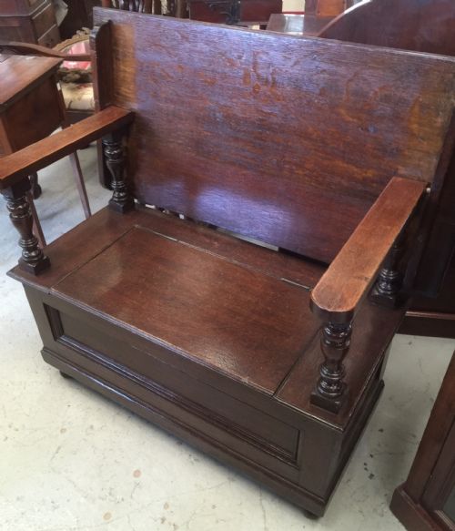 Solid Oak Monks Bench Circa 1910