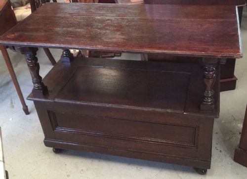 fig 1. Solid oak monks bench circa 1910