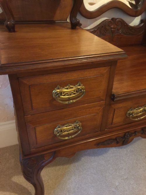 fig 1. Victorian mahogany art nouveau dressing table 