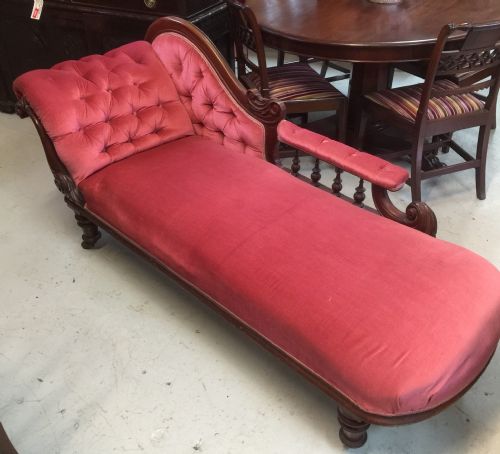 fig 1. Victorian mahogany chaise longue