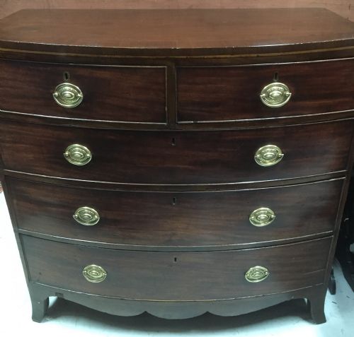 fig 1. Georgian bow front mahogany chest of drawers 