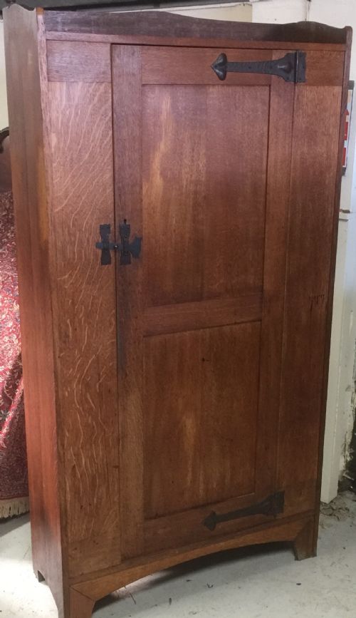 Arts and Crafts Golden Oak Hall Cupboard Circa 1900