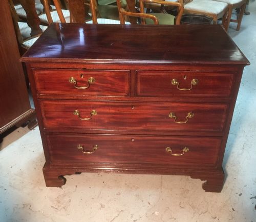 Georgian Mahogany Three Height Chest of Dawers