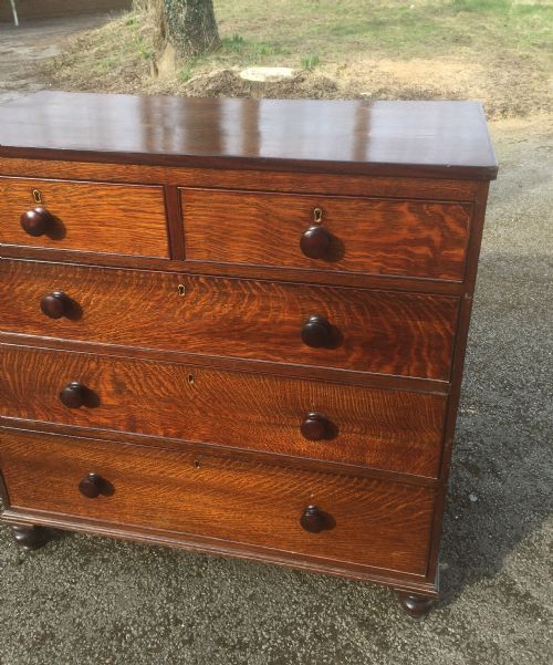 fig 1. Antique Georgian oak chest of drawers circa 1810
