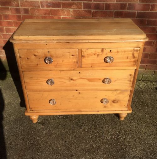 Small Victorian Pine Chest of Drawers