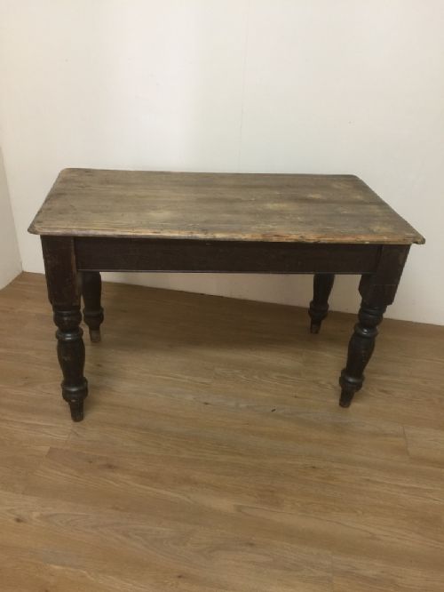 Victorian Pine Farmhouse Table on Turned Legs Single Drawer