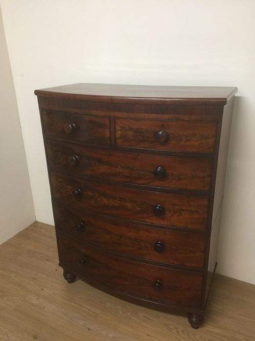 Nineteenth Century Flame Mahogany Five Height Bow Fronted Chest of Drawers