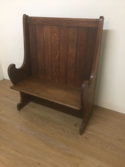 Arts and Crafts Small Golden Oak Settle