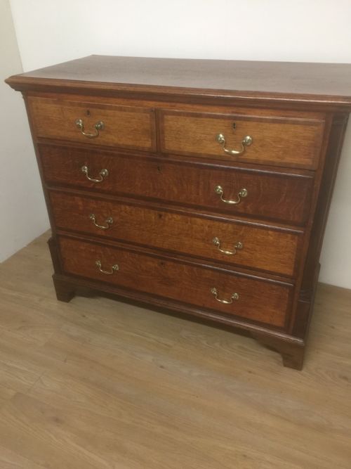 Georgian Golden Oak Chest of Drawers Crossbanded in Mahogany
