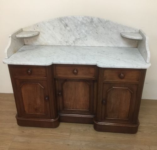 Nineteenth Century Mahogany Washstand with White Carrara Marble Top