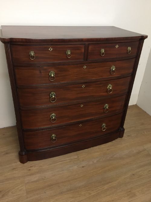 Stunning Quality Regency Bow Front Mahogany Chest Circa 1820
