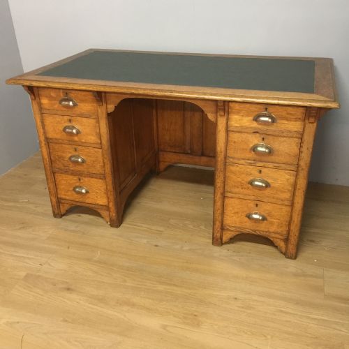 Arts and Crafts Solid Oak Twin Pedestal Desk