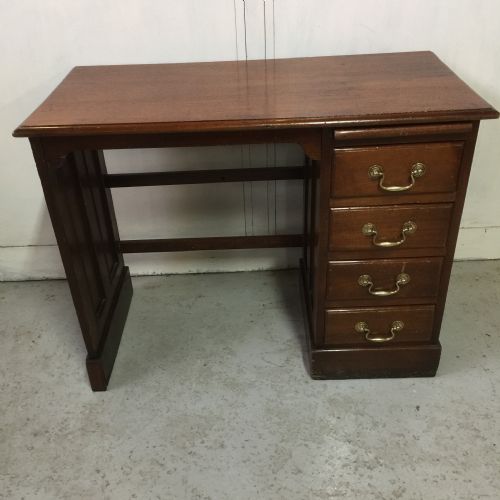 Edwardian Mahogany 4 Drawer Child’s Desk