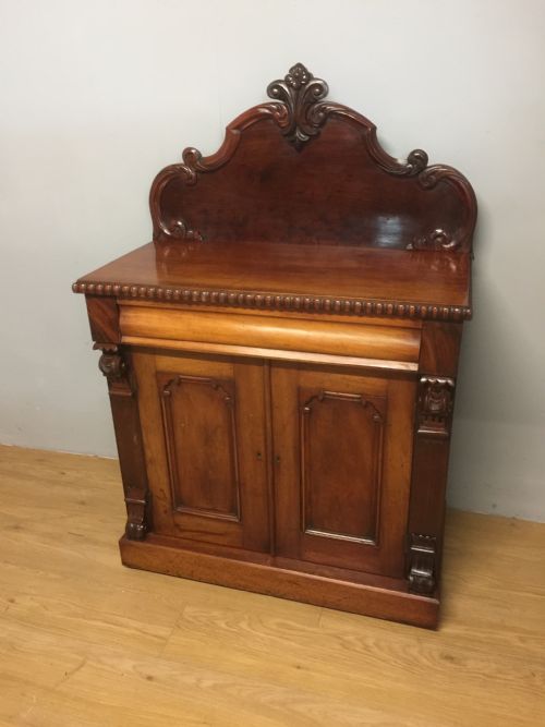 Nineteenth Century Small Mahogany Chiffonier