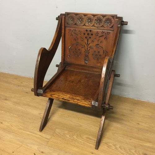 NINETEENTH CENTURY CARVED GLASTONBURY CHAIR - ADDITIONAL PHOTO 1