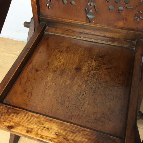NINETEENTH CENTURY CARVED GLASTONBURY CHAIR - ADDITIONAL PHOTO 3