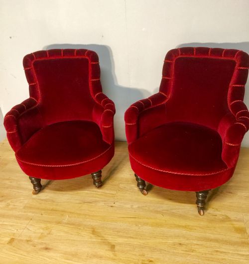 Pair of Nineteenth Century Burgundy Velvet Tub Chairs