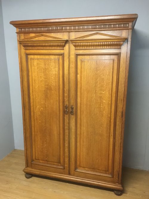 Nineteenth Century Golden Oak  Country House Hall Robe