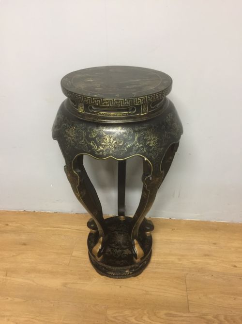 Chinoiserie Black Lacquer and Gilt Stand