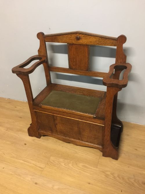 Arts and Crafts Golden Oak Hall Bench