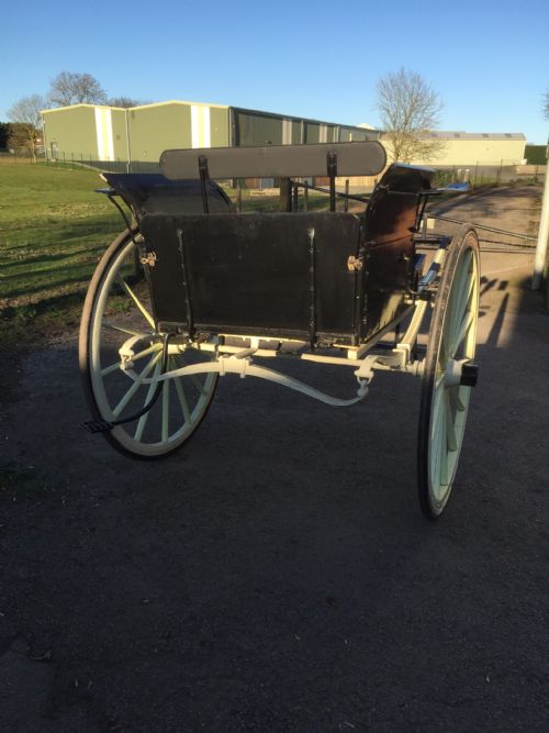 NINETEENTH CENTURY TWO WHEEL TRAP - ADDITIONAL PHOTO 2