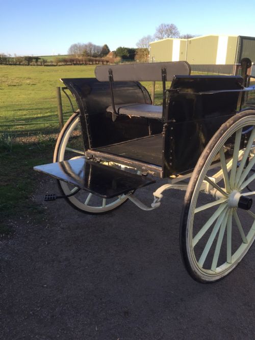NINETEENTH CENTURY TWO WHEEL TRAP - ADDITIONAL PHOTO 6