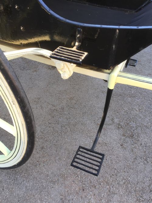 NINETEENTH CENTURY TWO WHEEL TRAP - ADDITIONAL PHOTO 8