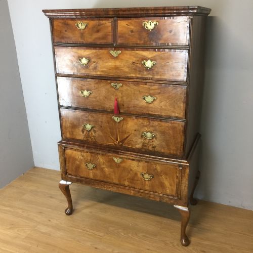 George 1 Burr Walnut Chest on Stand
