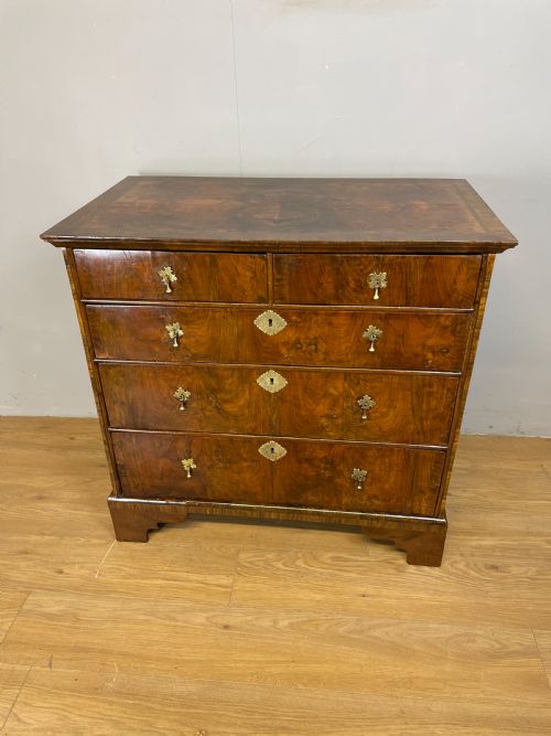 Early 18th Century Walnut Chest of Drawers L