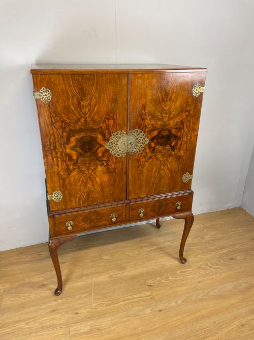 Burr Walnut Side Cabinet / Drinks Cabinet on Cabriole Legs