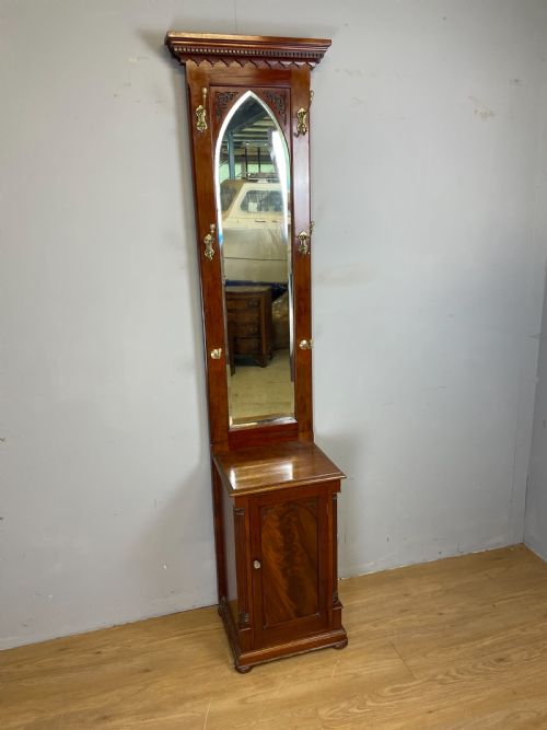 Flame Mahogany Nineteenth Century  Slim Hall Stand