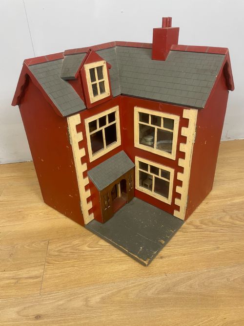 Naive Early 20th Century Corner Dolls House