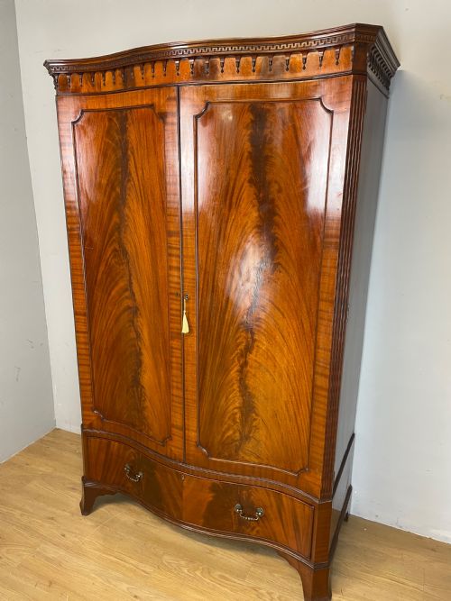 Edwardian Flame Mahogany Serpentine Fronted Wardrobe
